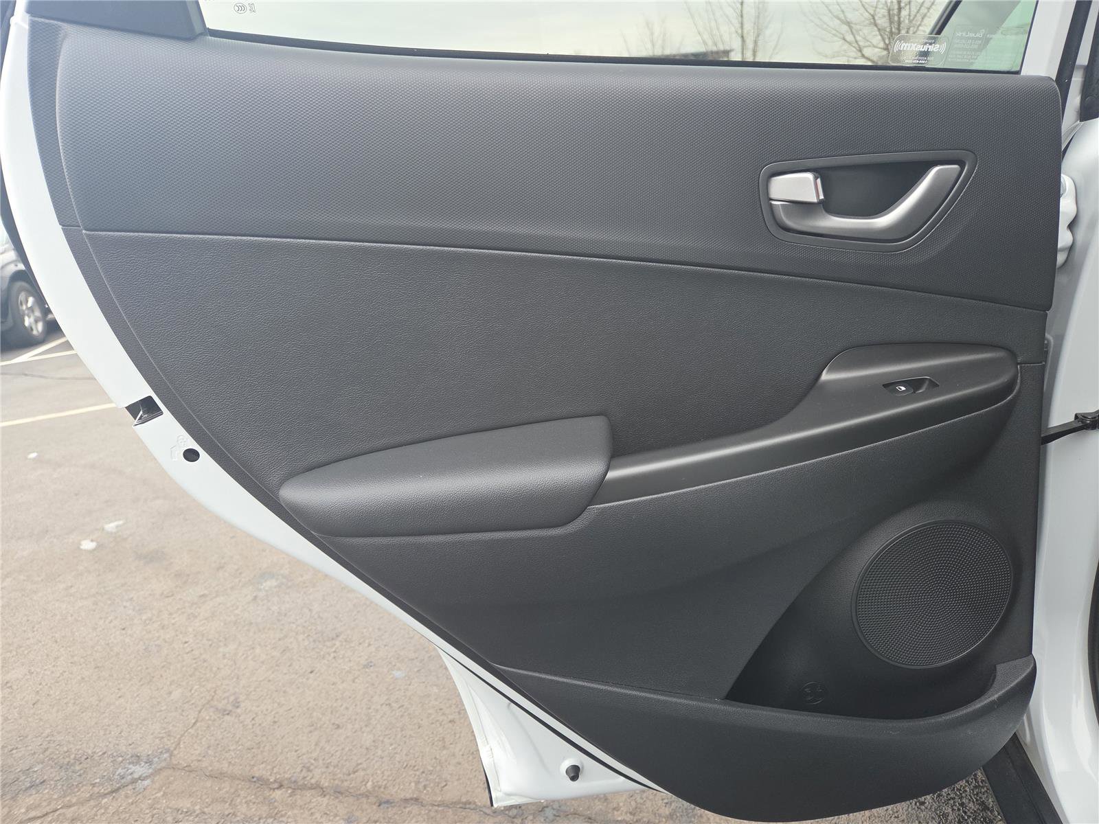 Used 2021 Hyundai Kona Limited w/ Cargo Package image 24