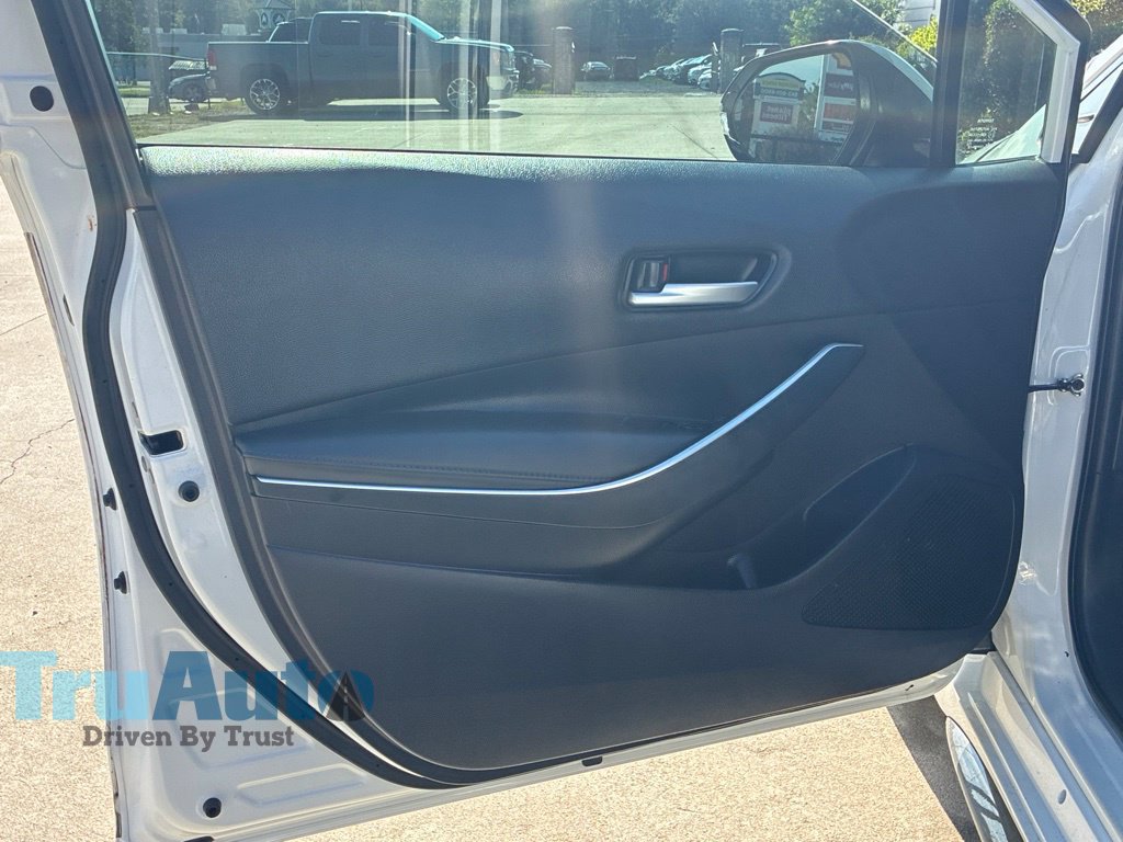 Used 2022 Toyota Corolla SE FWD image 20