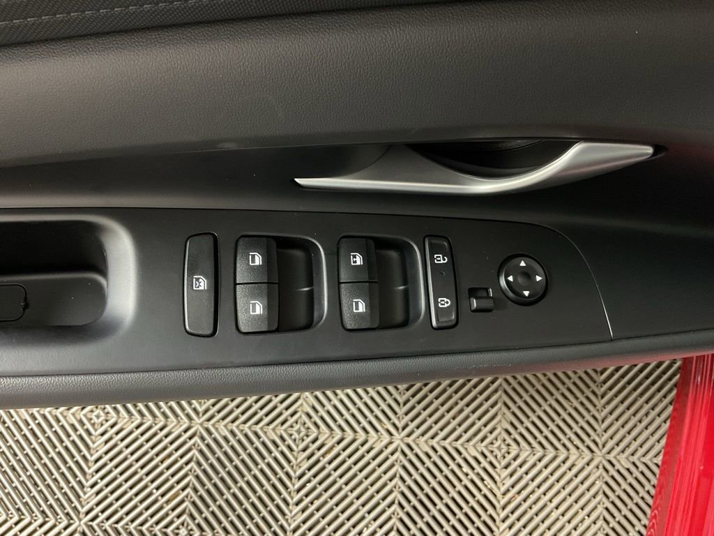 New 2025 Hyundai Elantra SE image 20