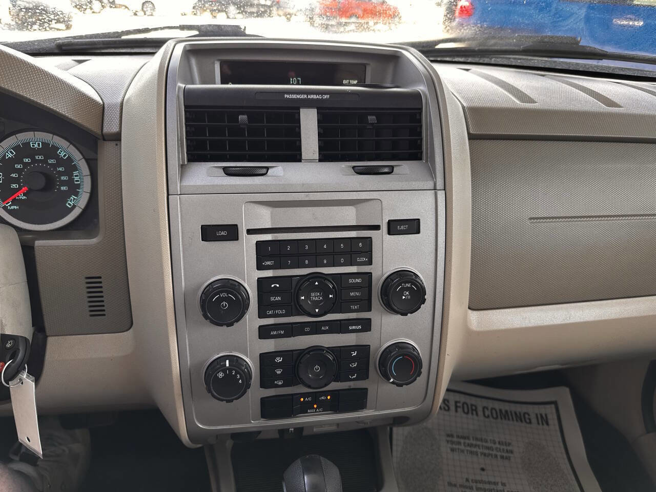 Used 2010 Ford Escape XLT image 10