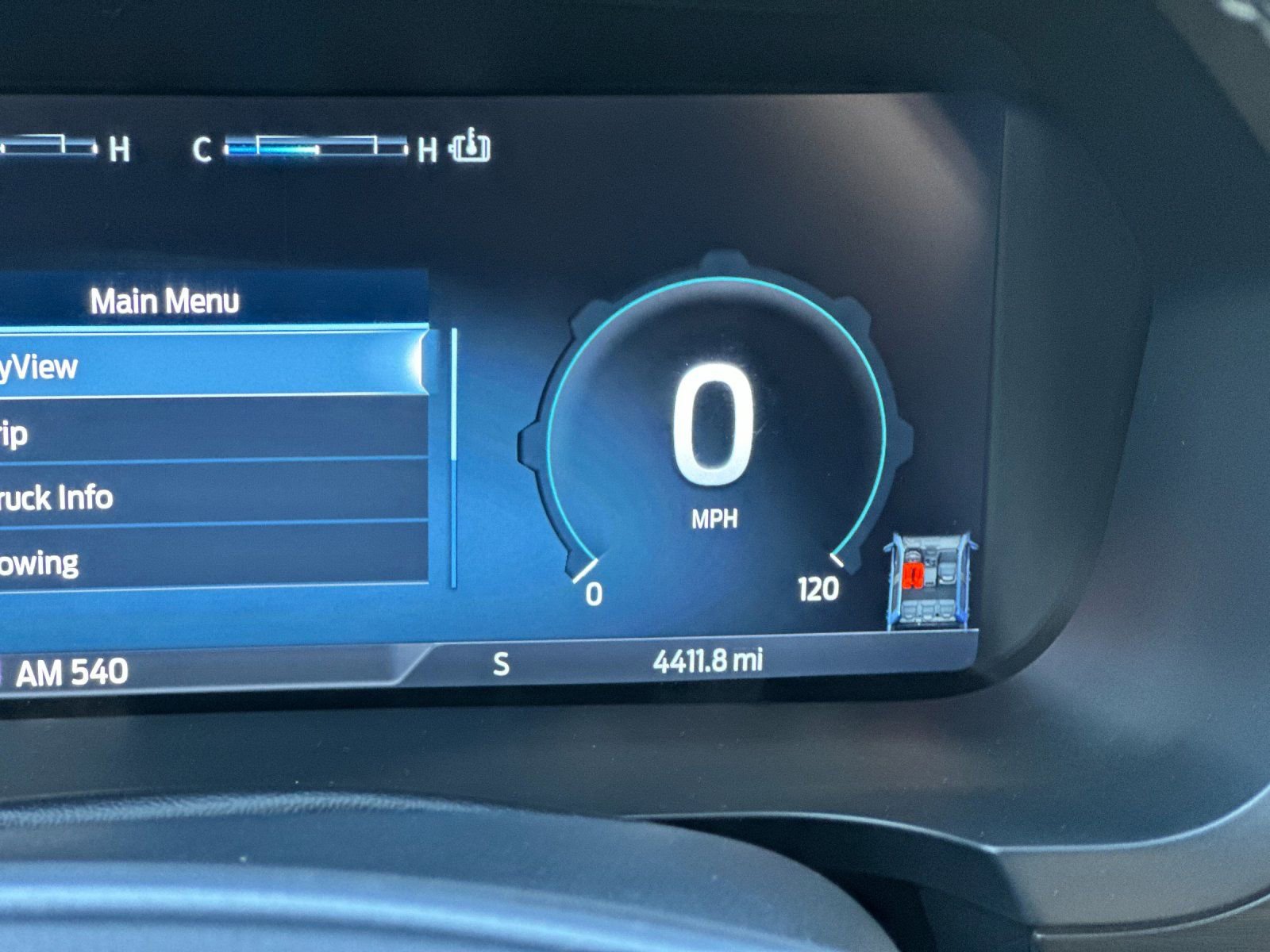 Used 2025 Ford F150 Lightning XLT image 31