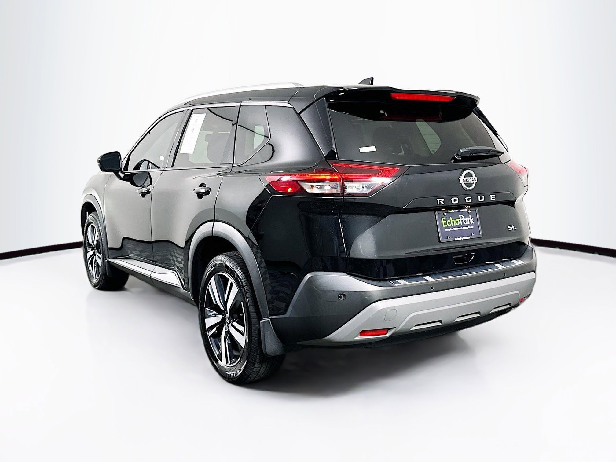 Used 2021 Nissan Rogue SL FWD image 5