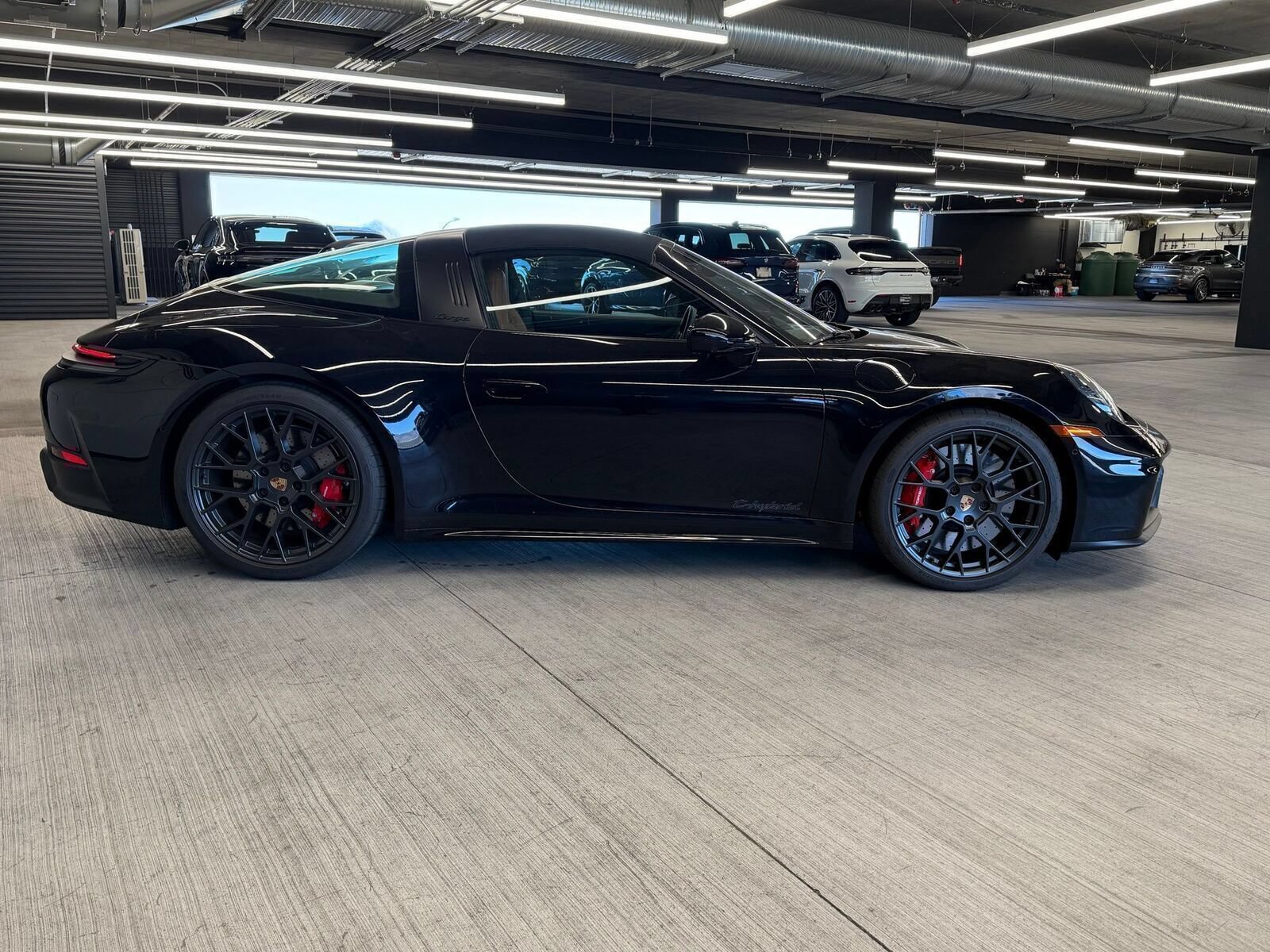 Used 2026 Porsche 911 Targa 4 GTS AWD/4WD image 5