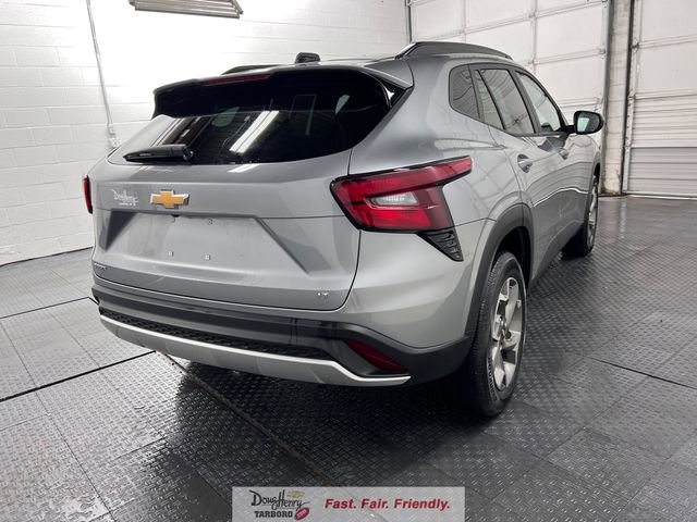 Used 2025 Chevrolet Trax LT image 8