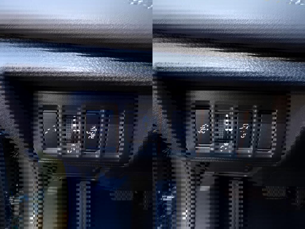 Certified 2025 Subaru Outback Limited AWD/4WD image 22