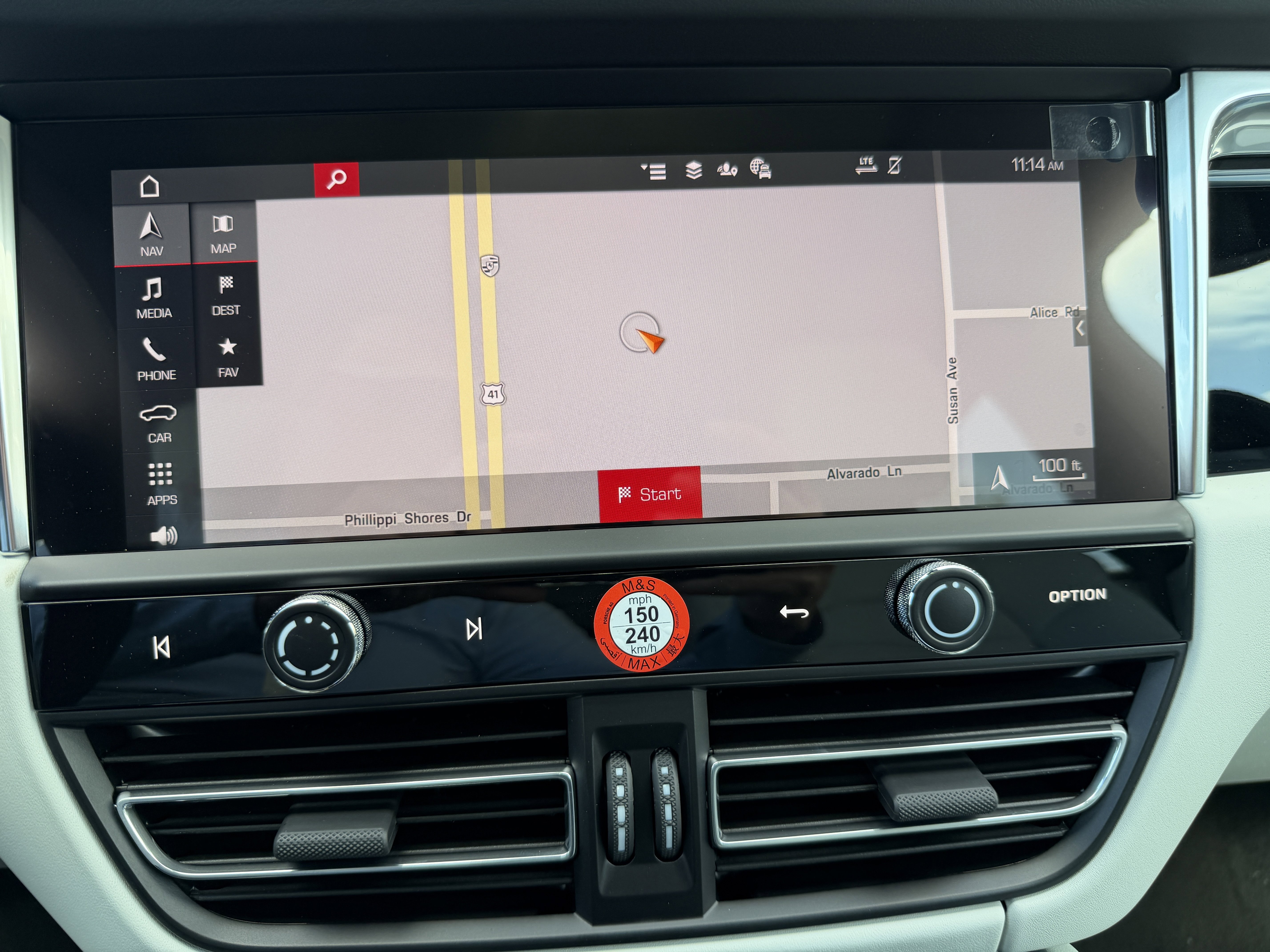 New 2026 Porsche Macan Turbo image 29