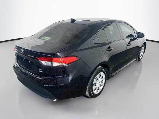 Used 2025 Toyota Corolla LE FWD image 8