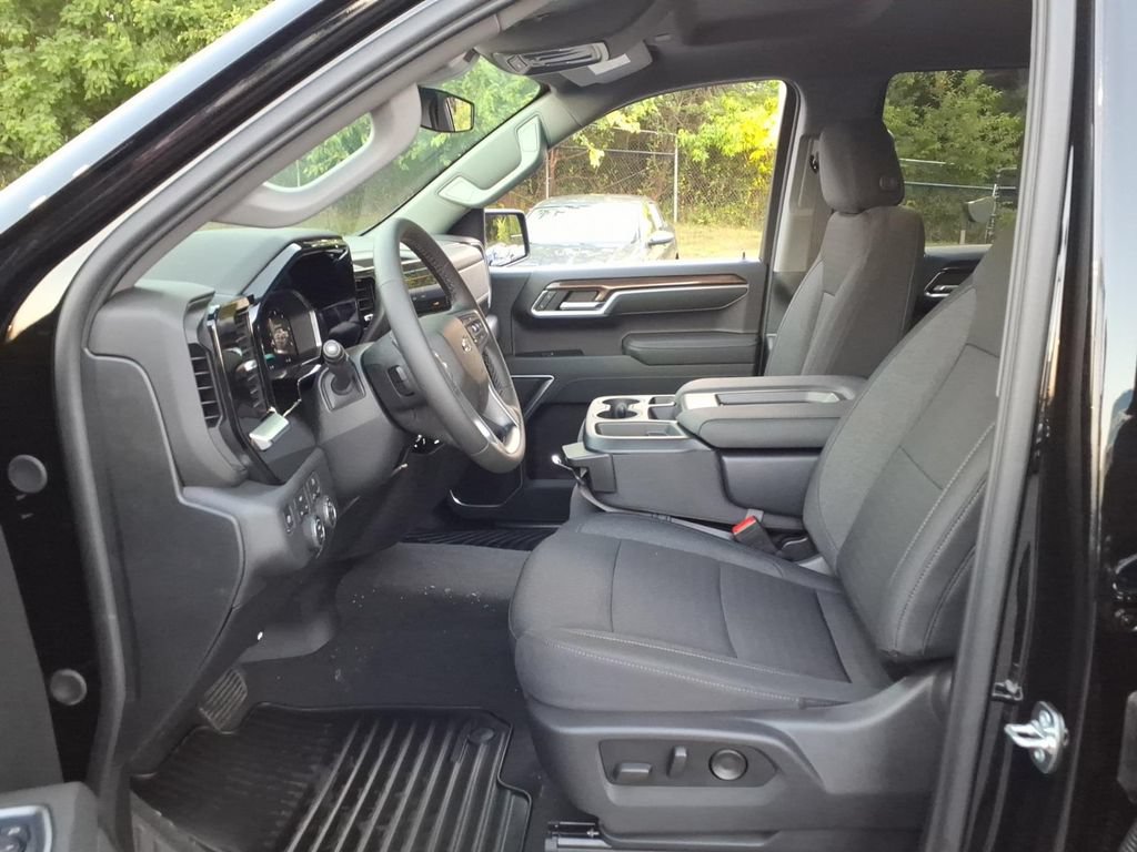 New 2026 Chevrolet Silverado 1500 RST AWD/4WD image 11