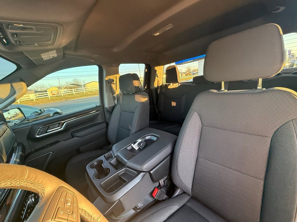 Used 2025 GMC Sierra 1500 Elevation image 10