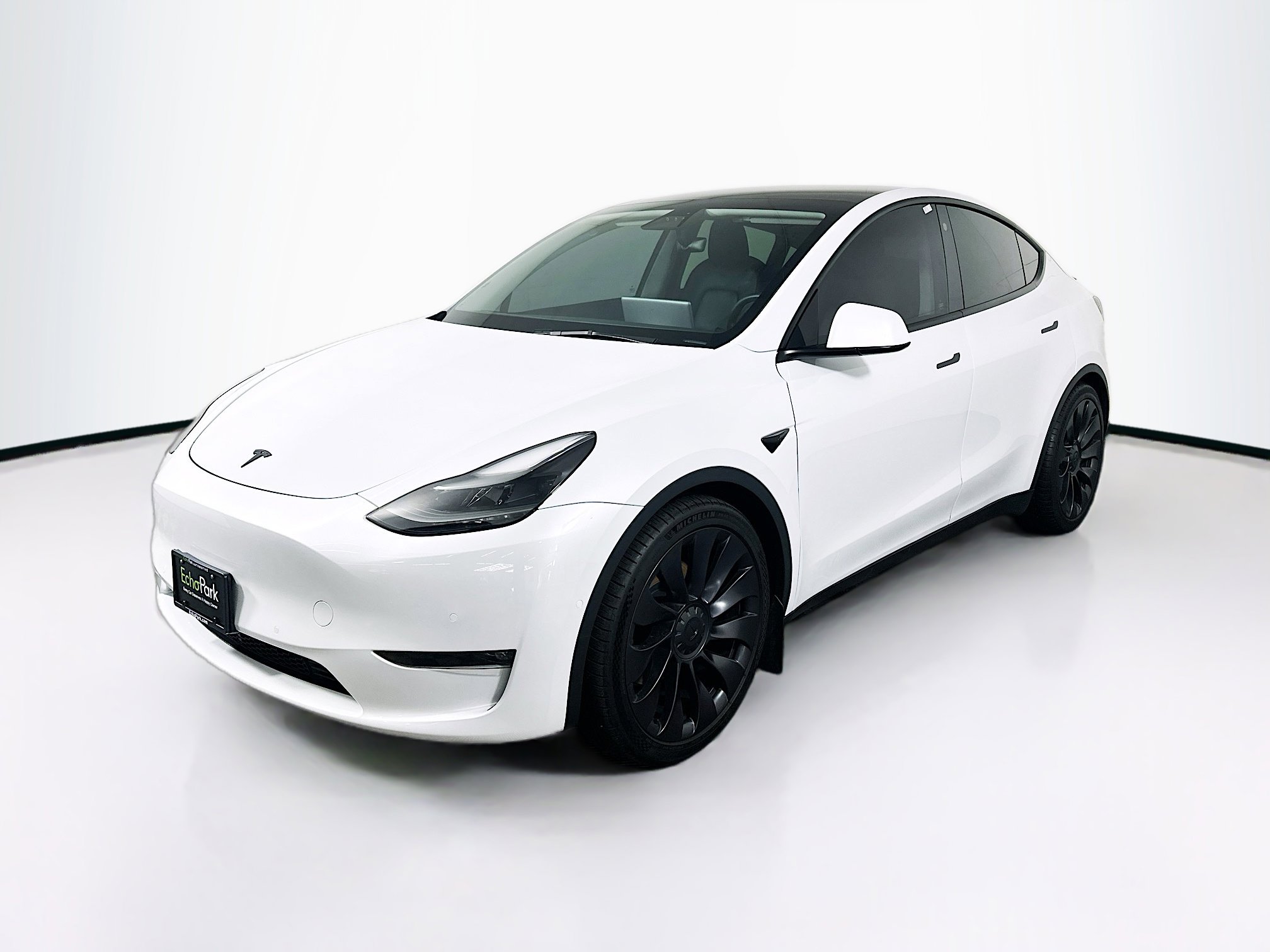 Used 2022 Tesla Model Y Performance AWD/4WD image 3