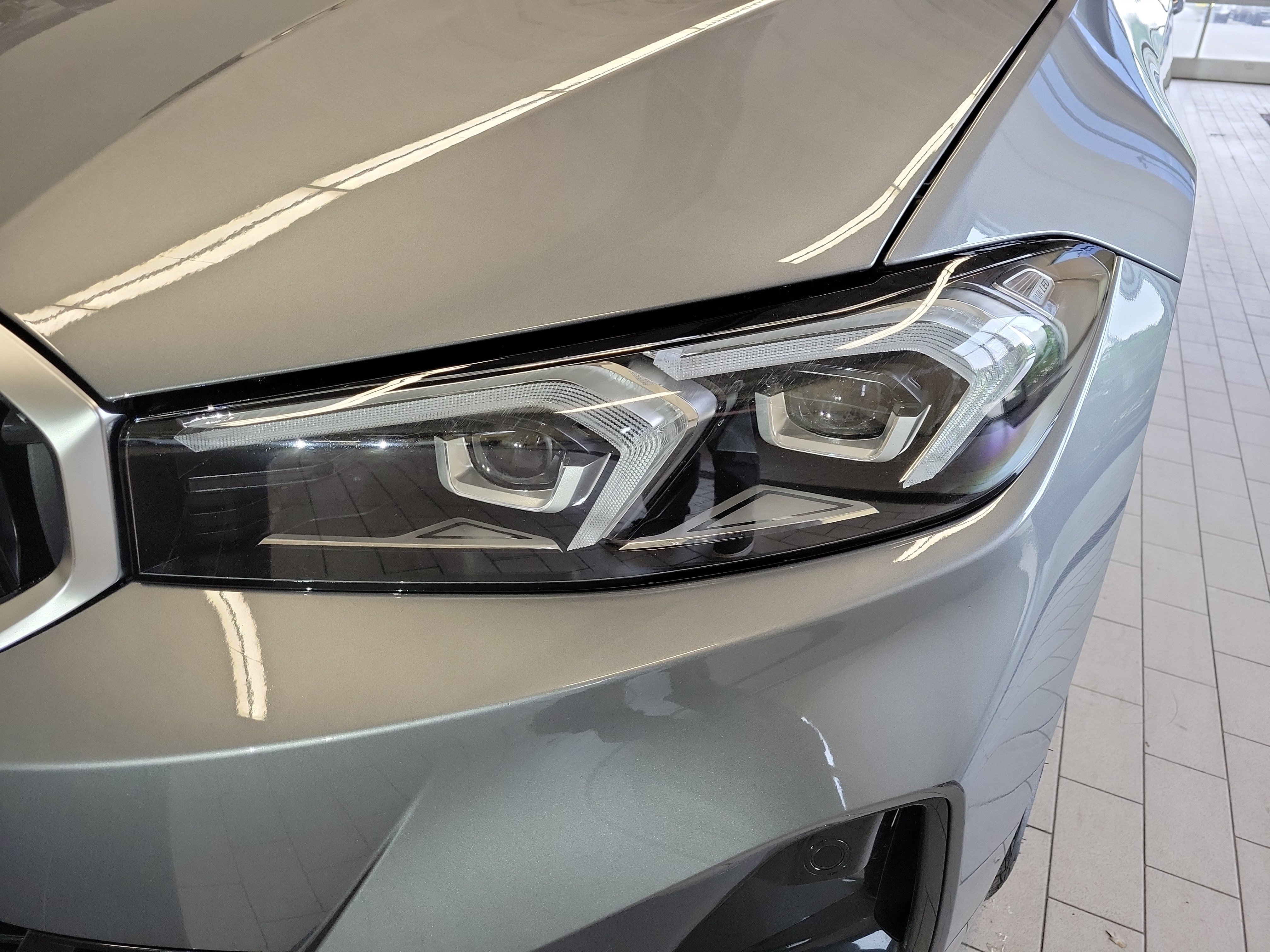 Used 2026 BMW 330i xDrive Sedan AWD/4WD image 9