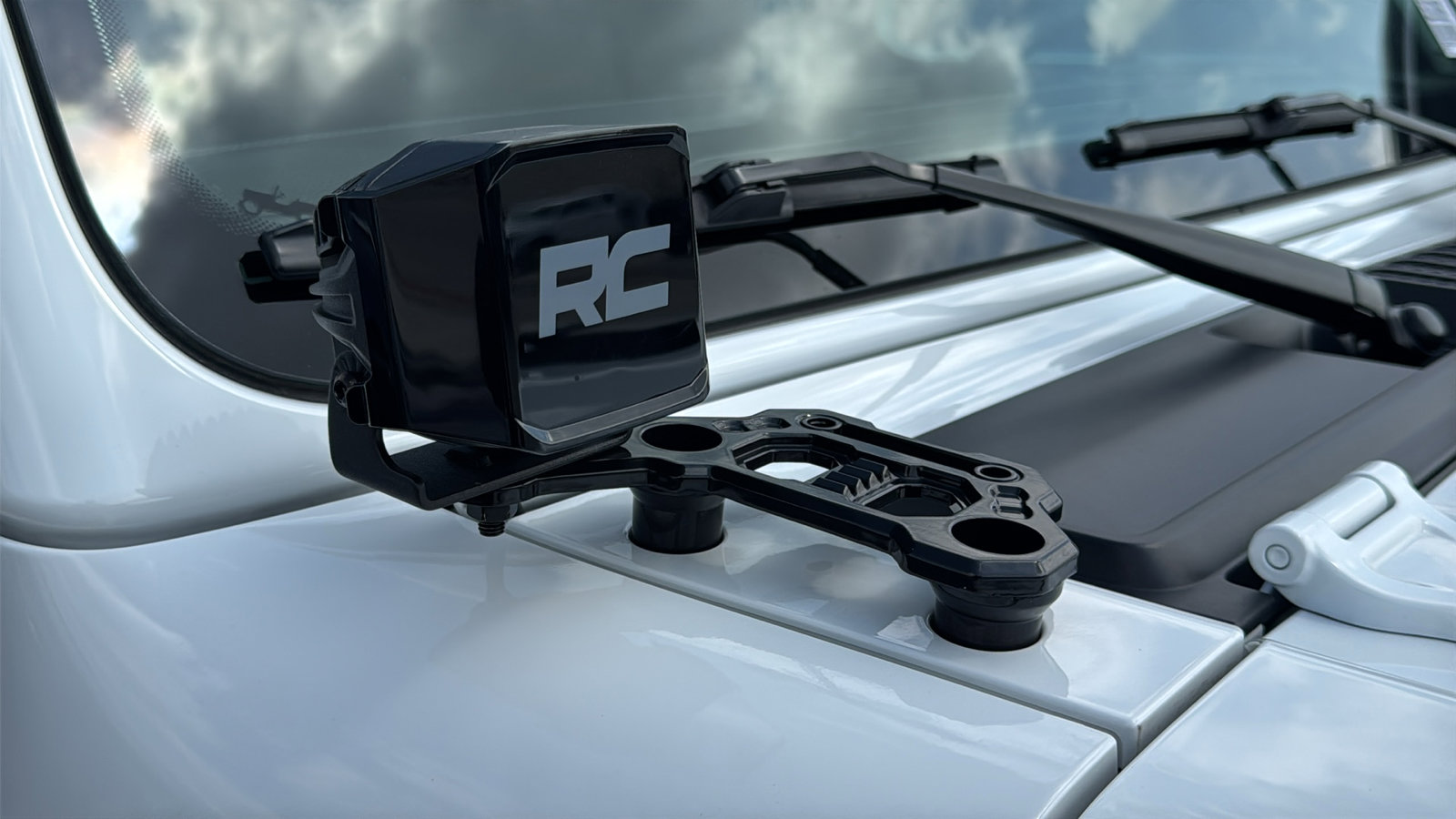 Used 2025 Jeep Gladiator Mojave w/ Safety Group image 13