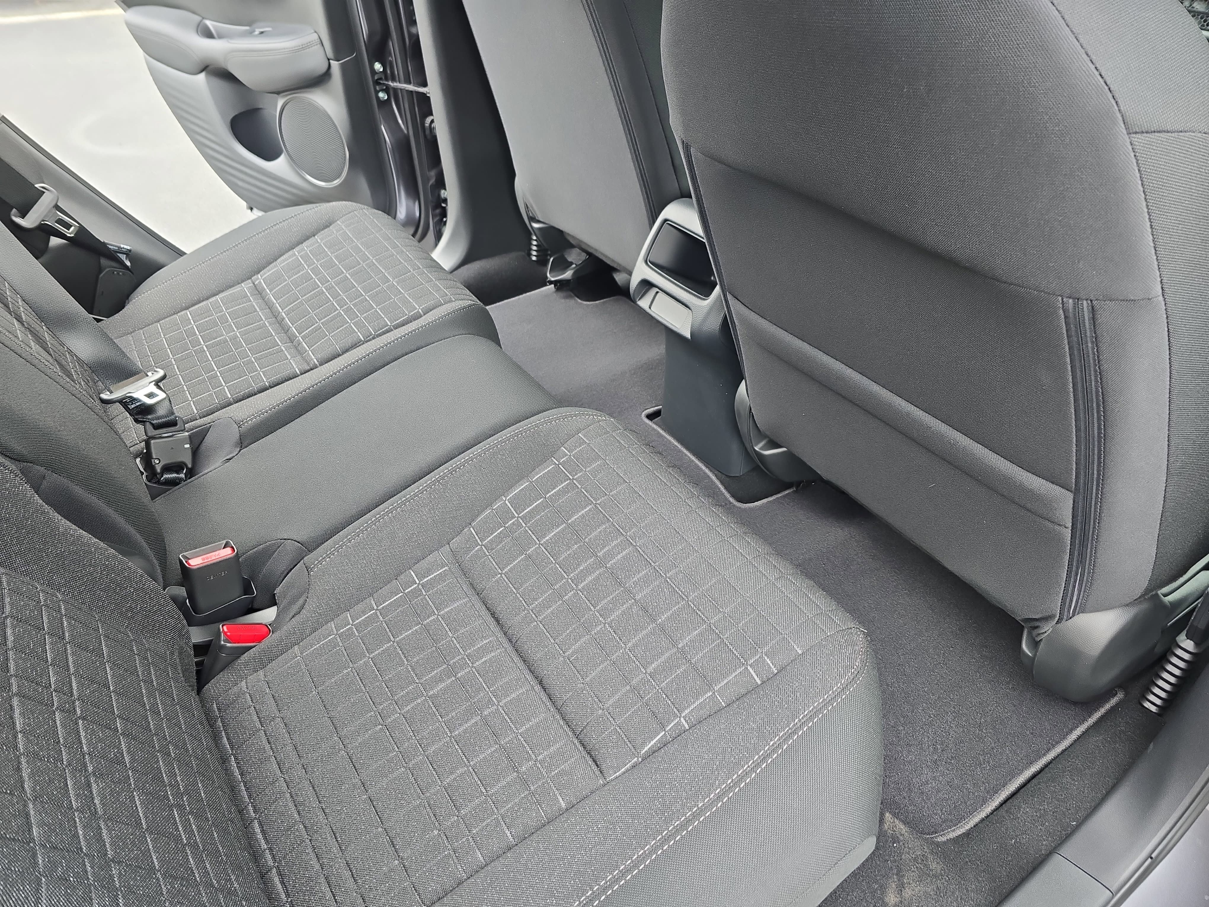 New 2027 Honda HR-V LX image 11