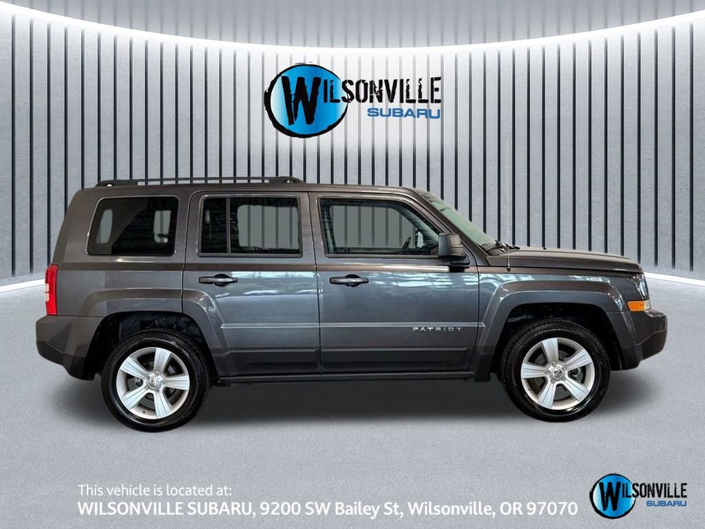 Used 2014 Jeep Patriot Latitude w/ Sun/Sound Group image 14