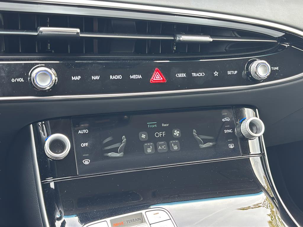 Certified 2026 Genesis GV70 2.5T image 28