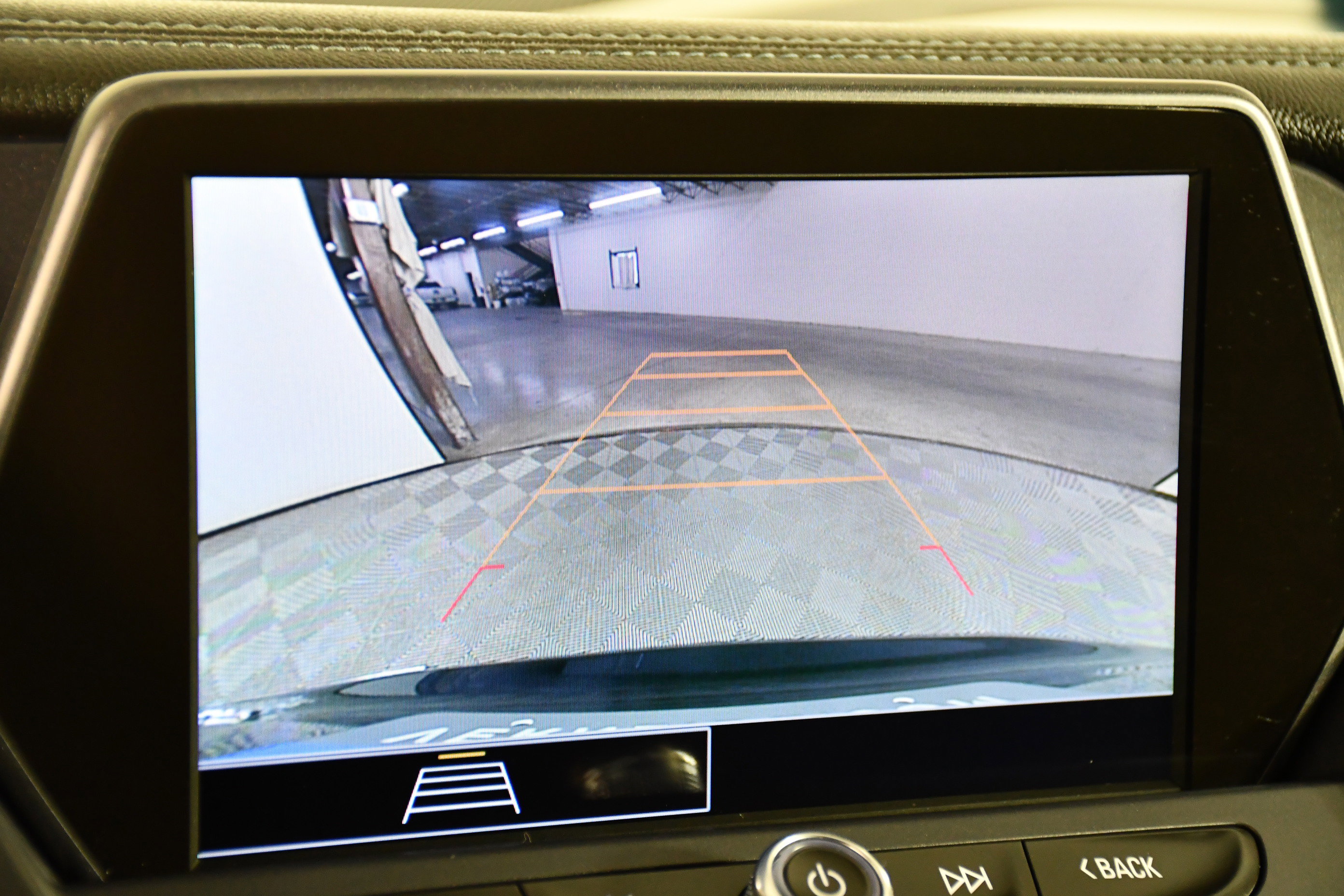 Used 2021 Chevrolet Blazer LT FWD image 28