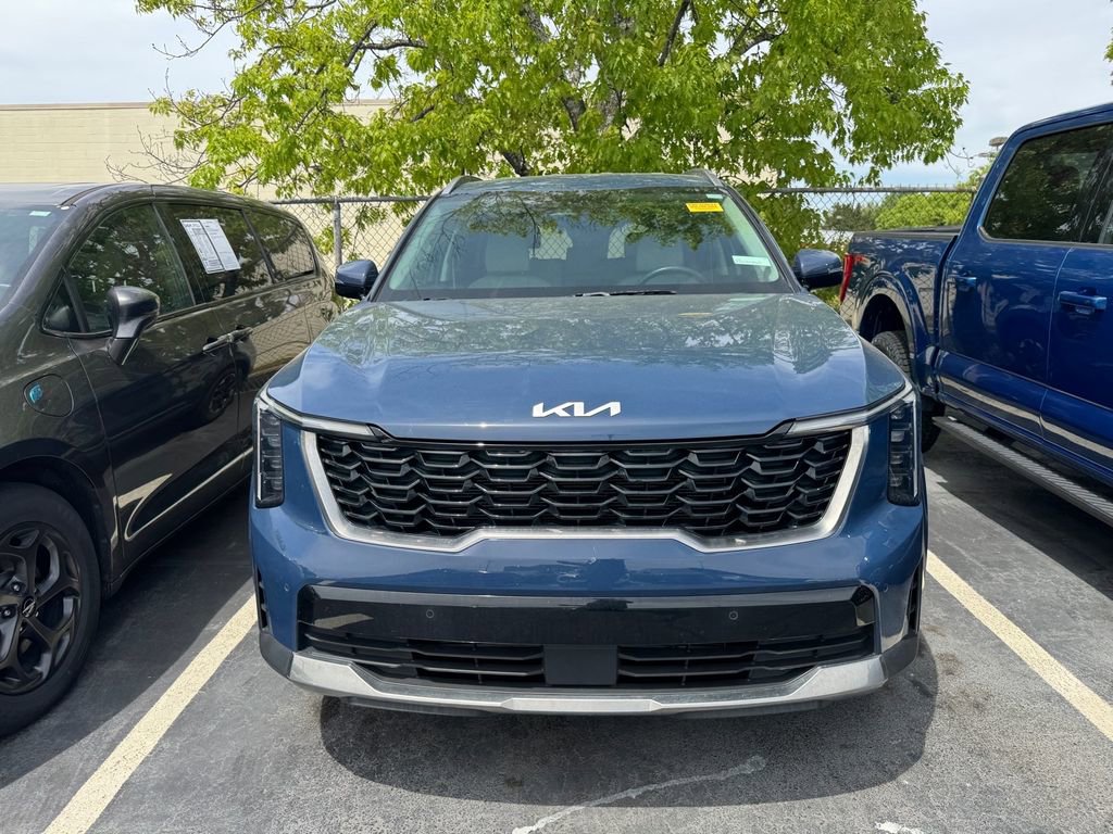 Certified 2024 Kia Sorento S image 10