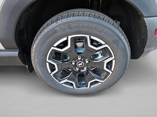 New 2025 Ford Bronco Sport Outer Banks image 10