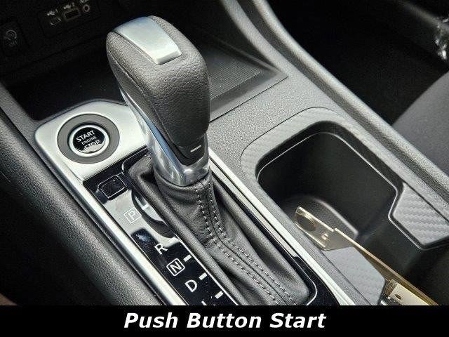 Certified 2025 Nissan Sentra SV FWD image 9