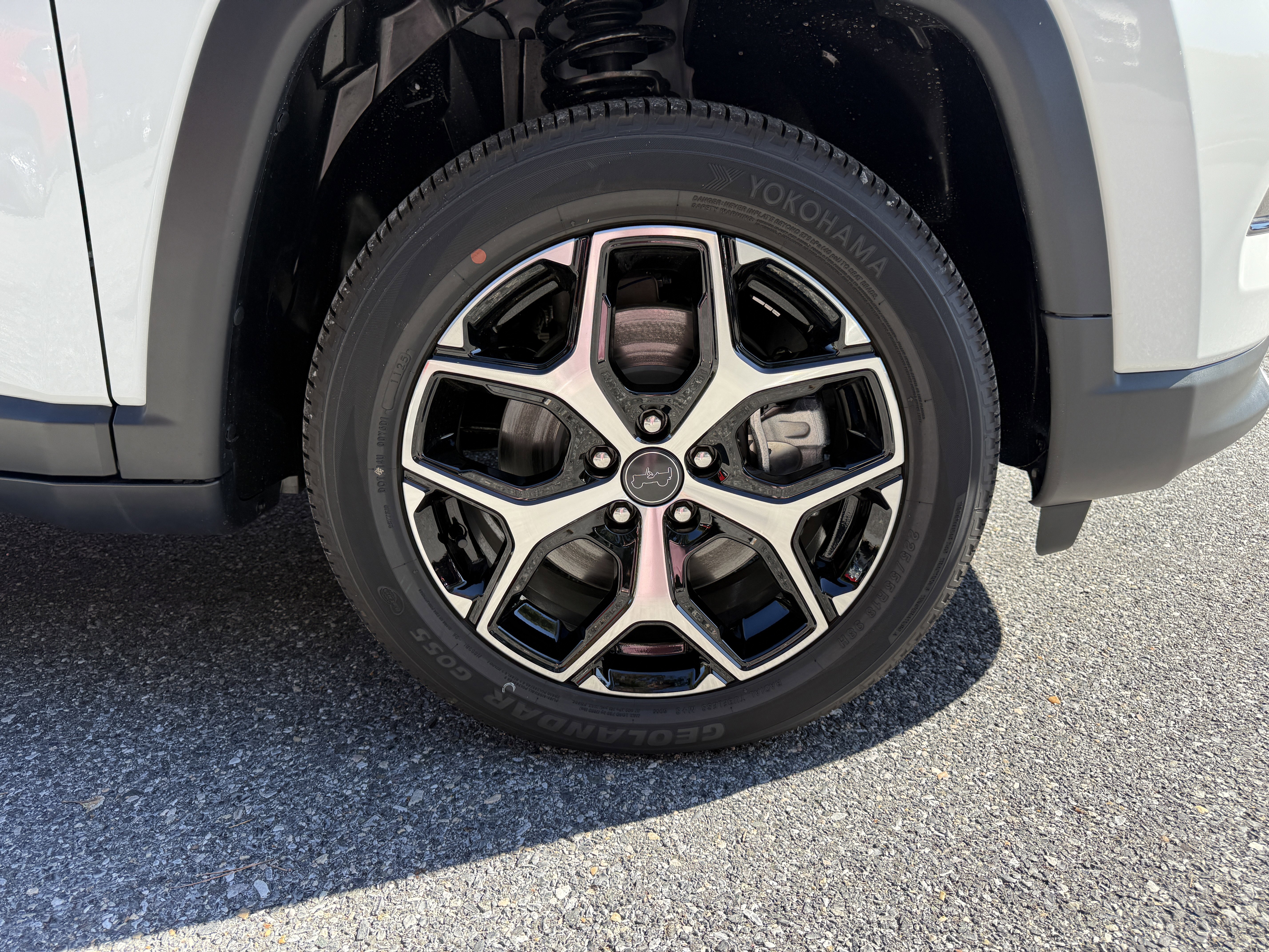 New 2026 Jeep Compass Limited image 10