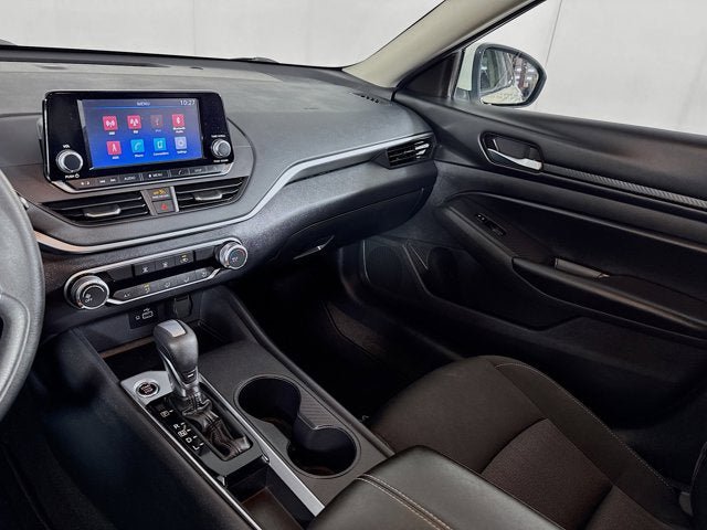 Used 2022 Nissan Altima 2.5 S FWD image 18