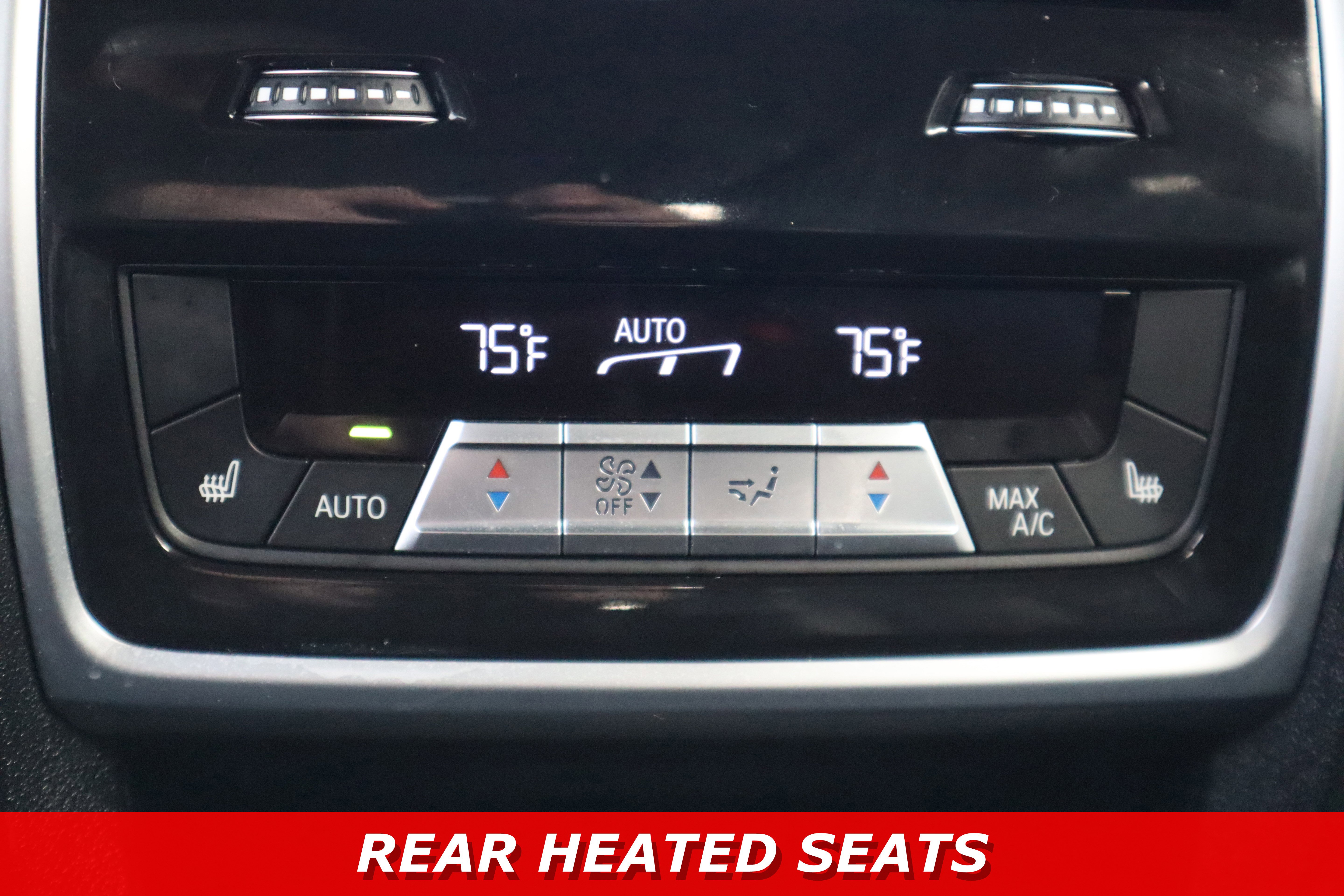 Used 2023 BMW X7 M60i w/ Executive Package image 24