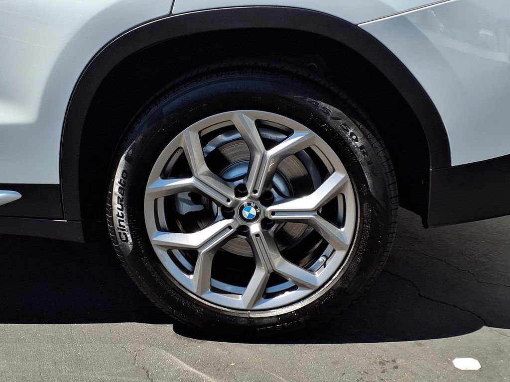 Used 2022 BMW X3 sDrive30i w/ Convenience Package RWD image 4