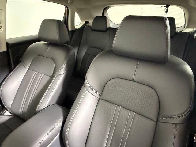 Used 2025 Honda HR-V EX-L image 32