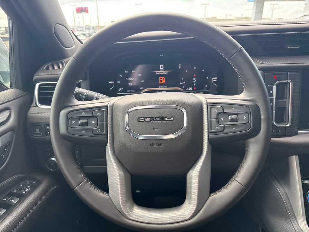 Used 2023 GMC Yukon Denali AWD/4WD image 29