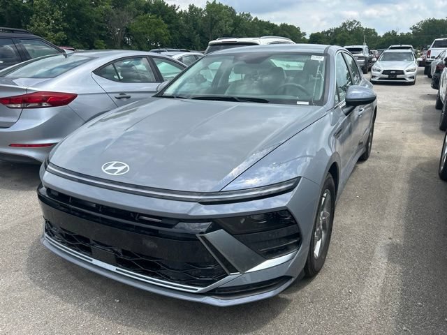 Certified 2026 Hyundai Sonata SE FWD image 1