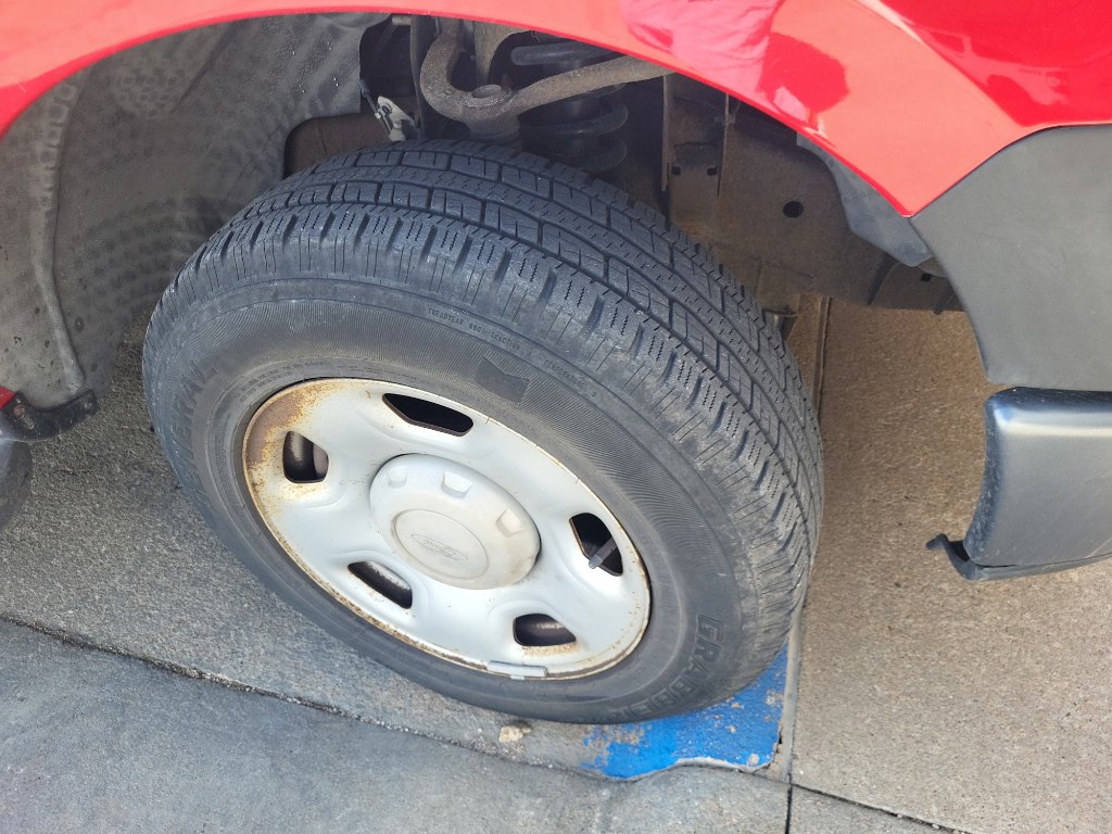 Used 2006 Ford F150 XL image 3