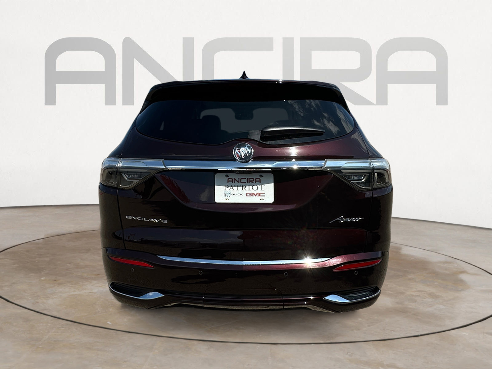 Used 2024 Buick Enclave Avenir w/ Avenir Technology Package image 9