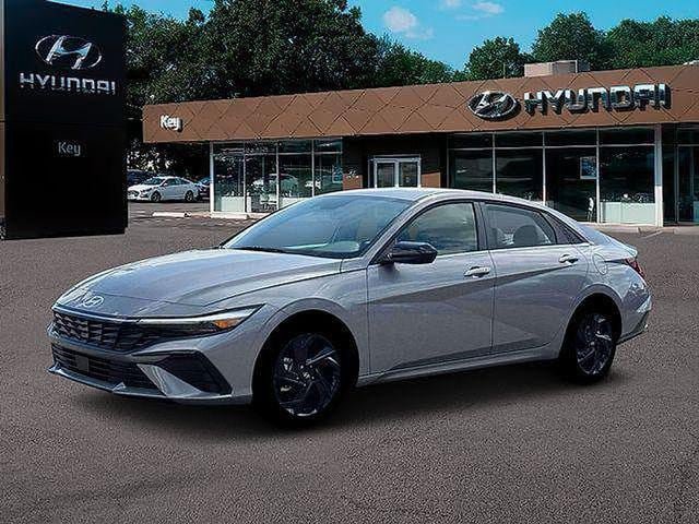 New 2026 Hyundai Elantra SEL Sport Premium w/ Cargo Package FWD image 4