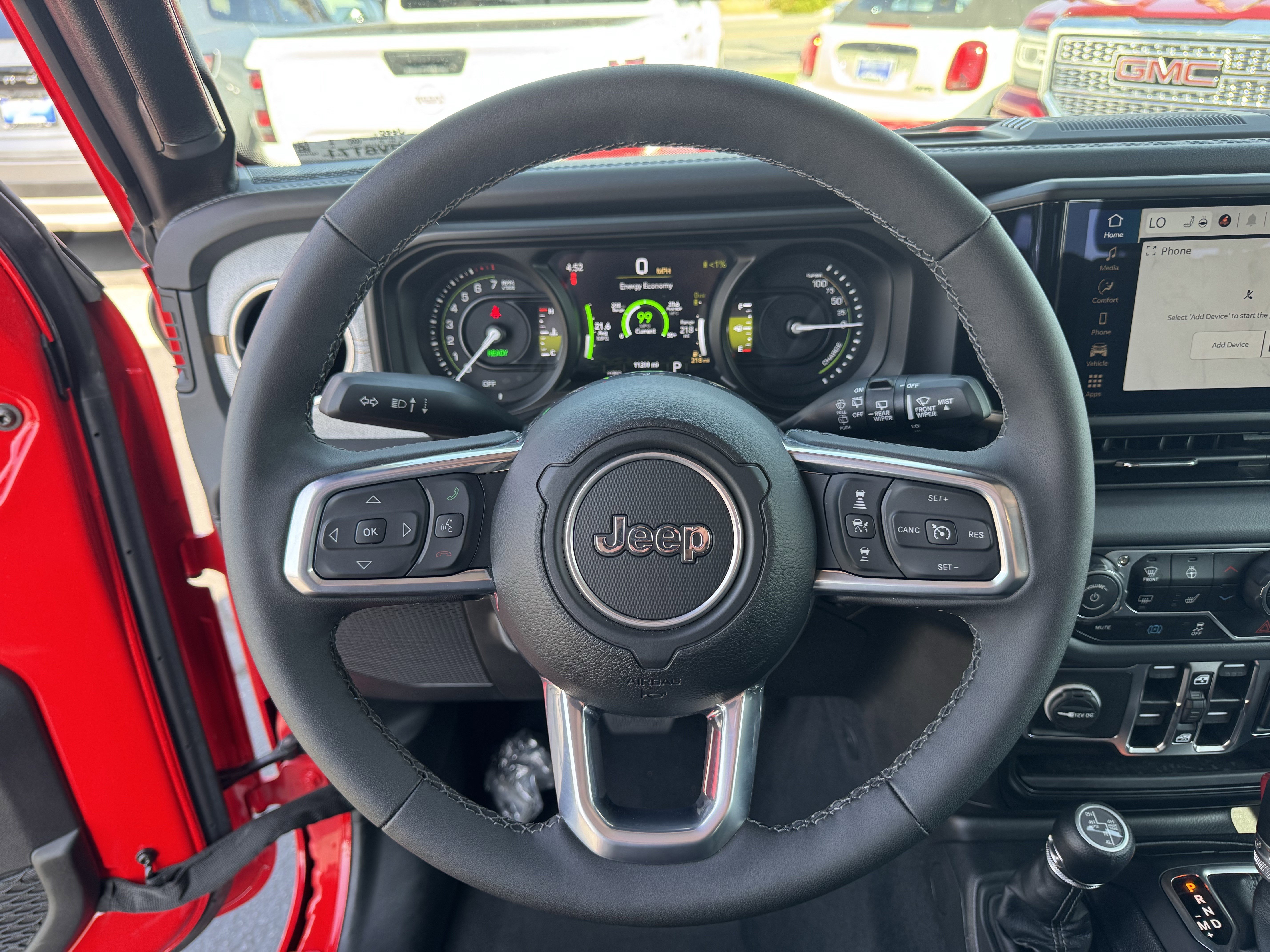 Used 2025 Jeep Wrangler Sahara w/ Safety Group image 19