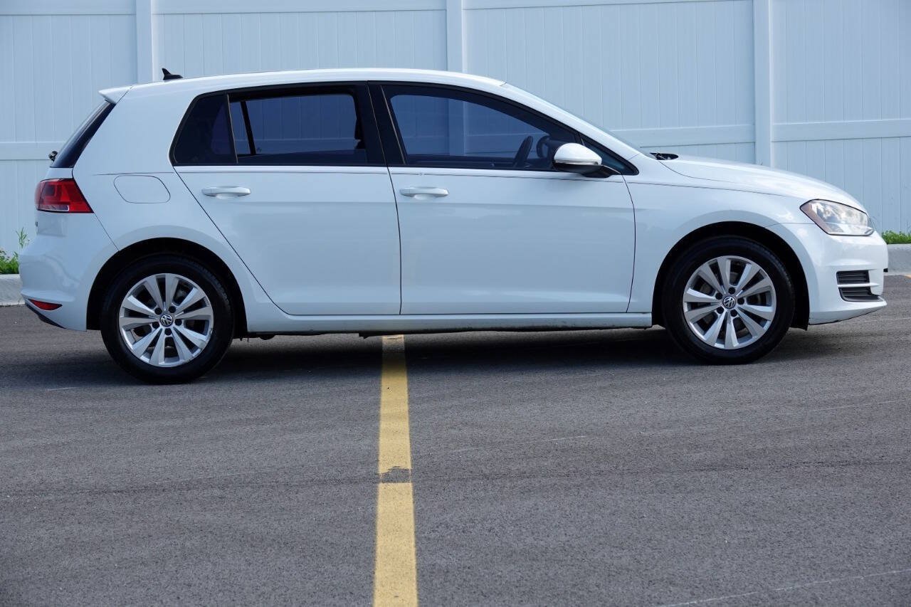 Used 2015 Volkswagen Golf TDI S FWD image 31