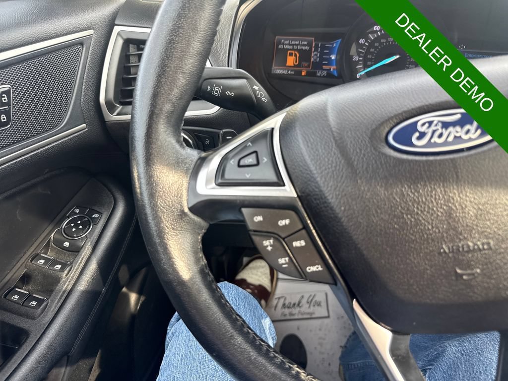 Used 2023 Ford Edge SEL AWD/4WD image 30
