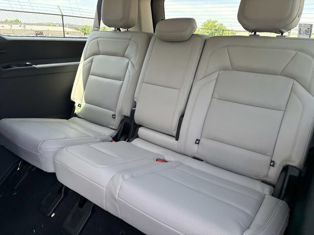 New 2026 Lincoln Navigator L Premier AWD/4WD image 19