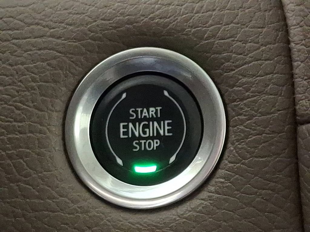 Used 2021 GMC Yukon Denali w/ Denali Ultimate Package image 27