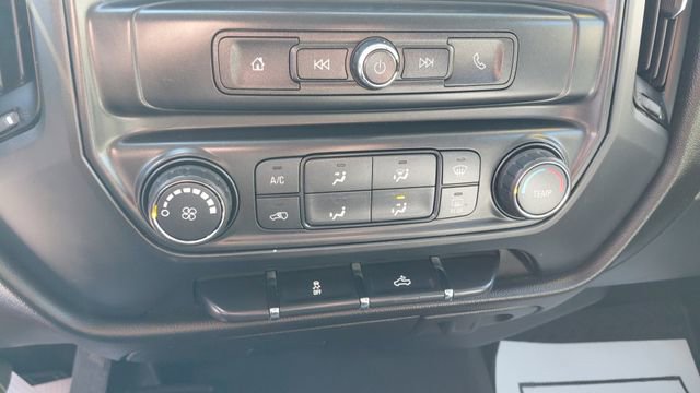 Used 2018 Chevrolet Silverado 1500 Custom w/ Custom Value Package image 21