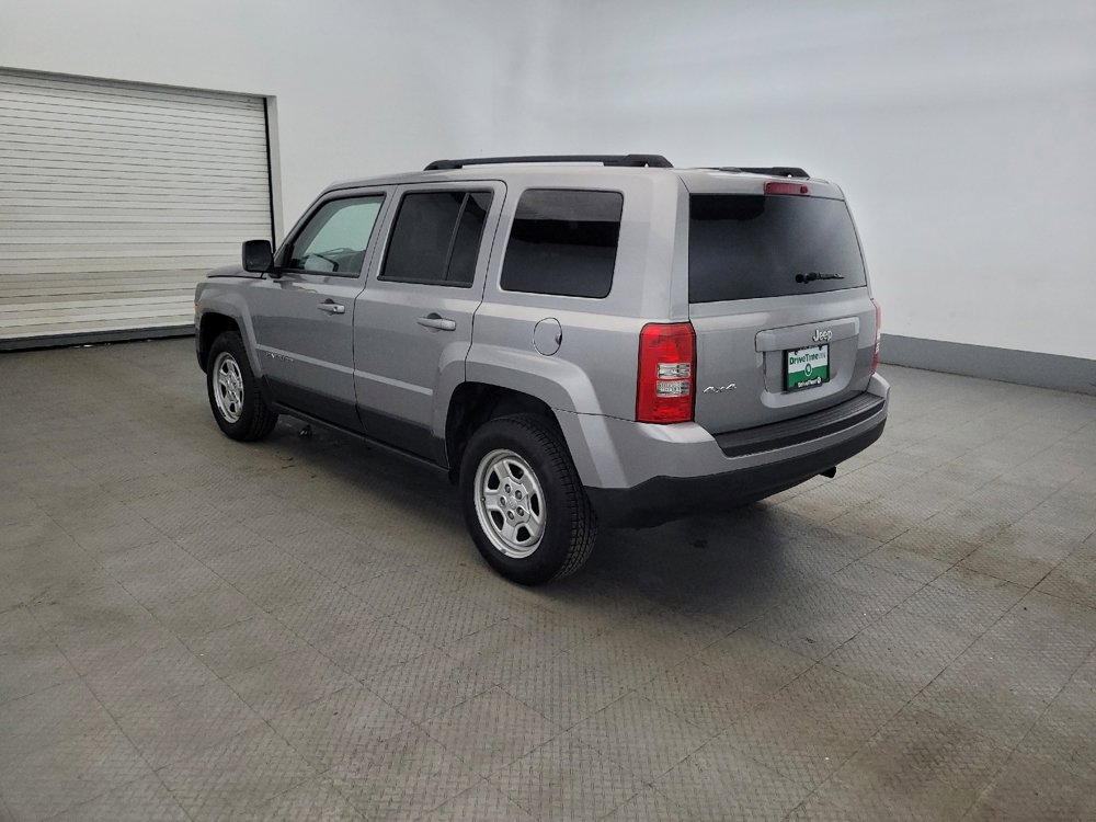Used 2016 Jeep Patriot Sport w/ Power Value Group AWD/4WD image 5