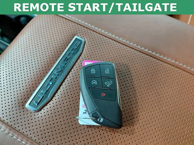 Used 2025 GMC Sierra 2500 Denali Ultimate image 9