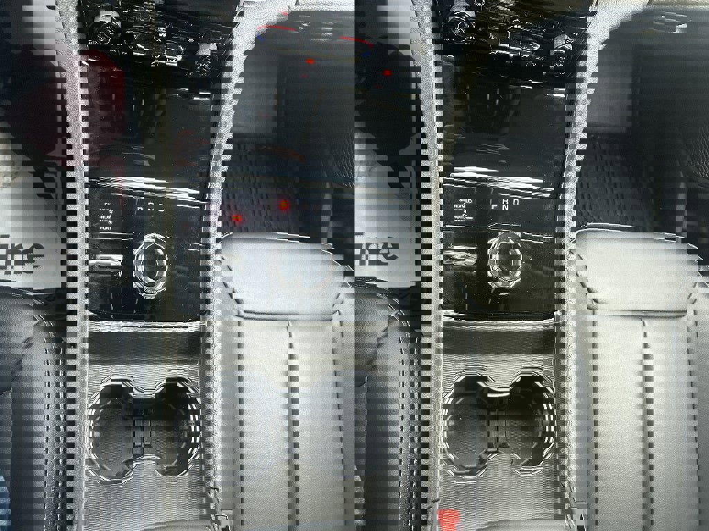 Used 2024 Jeep Grand Cherokee Limited image 14