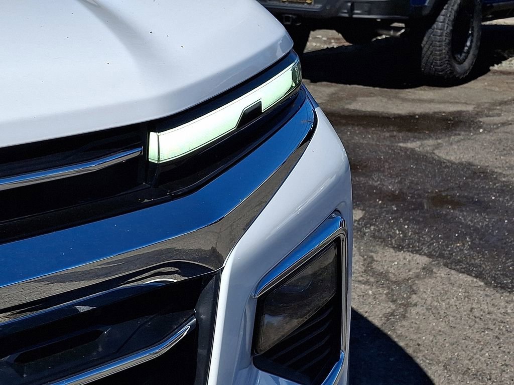 Used 2026 Chevrolet Traverse LT w/ Driver Confidence Package image 35