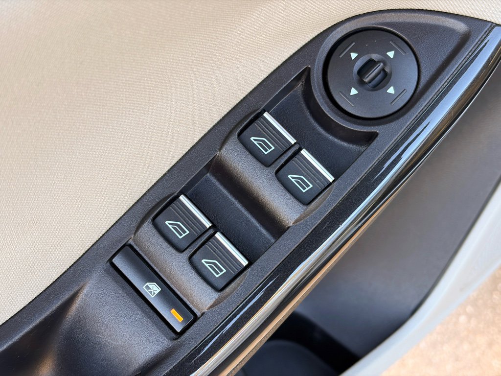 Used 2016 Ford Focus Electric Hatchback image 7