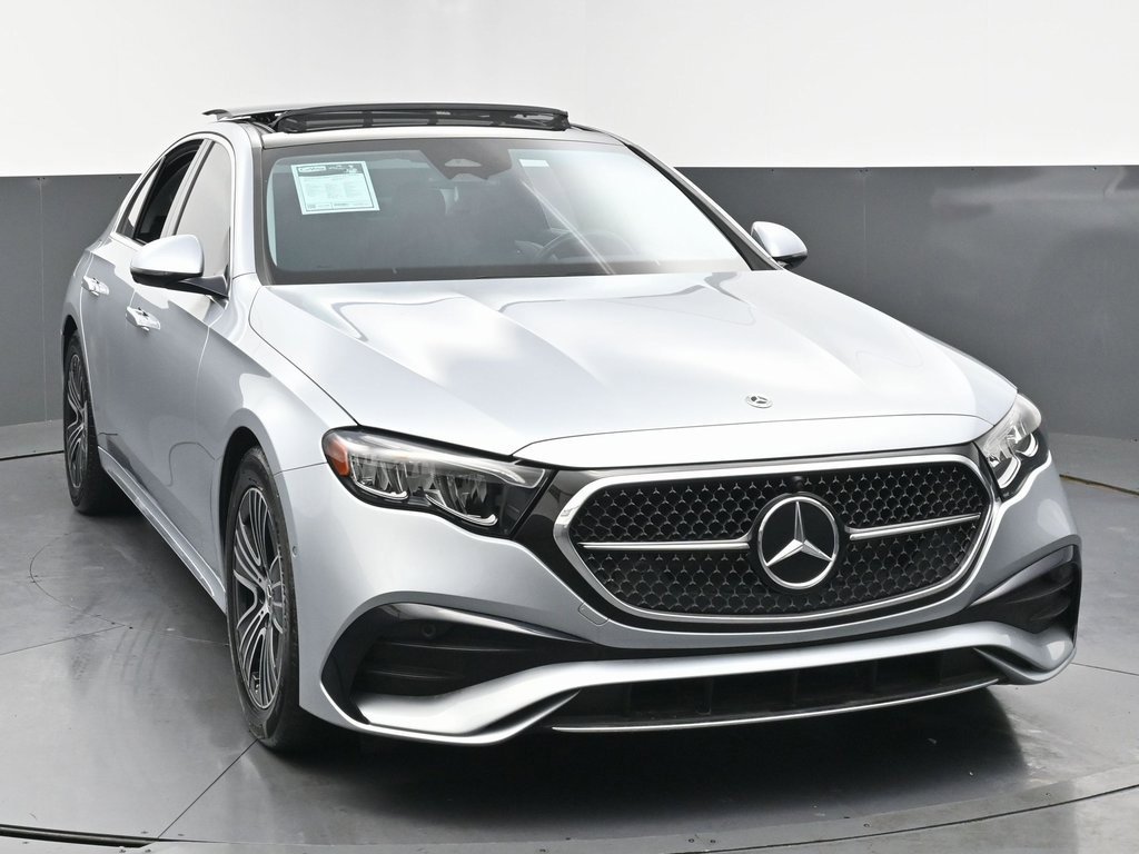 Used 2024 Mercedes-Benz E 350 4MATIC Sedan w/ Leather Package image 5