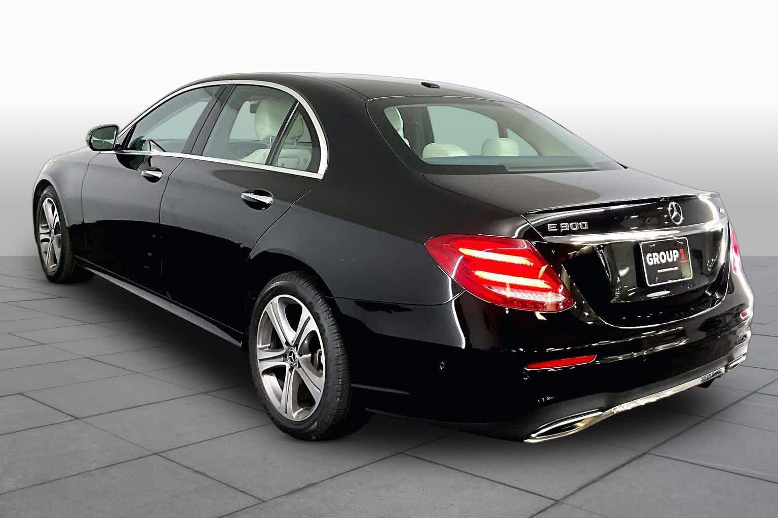Certified 2018 Mercedes-Benz E 300 4MATIC image 12