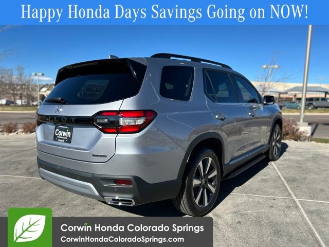 New 2025 Honda Pilot Touring image 10