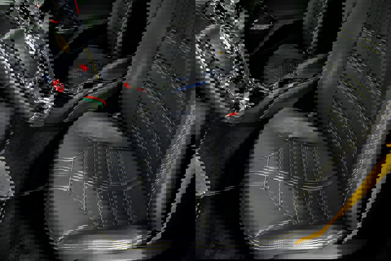 Used 2019 Ferrari 812 Superfast image 22