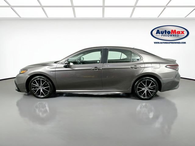 Used 2024 Toyota Camry SE FWD image 8