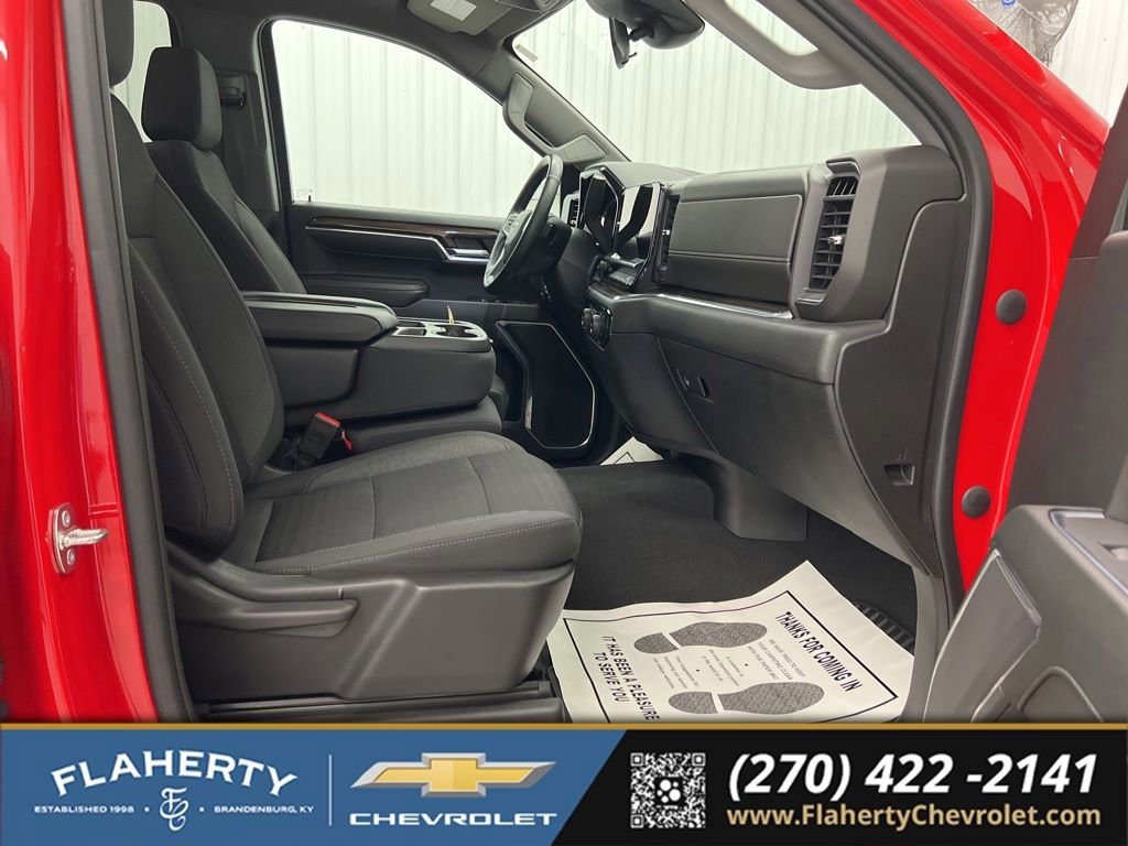 Used 2023 Chevrolet Silverado 1500 LT AWD/4WD image 15